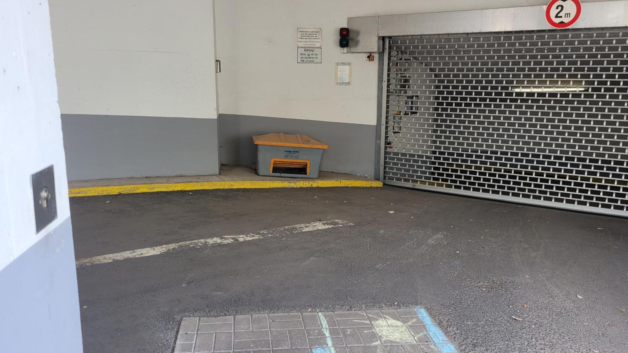 Wohlfuehl-ferienwohnung Mit Tiefgarage Im Gruenen Appartement Oberhof (Thuringia)