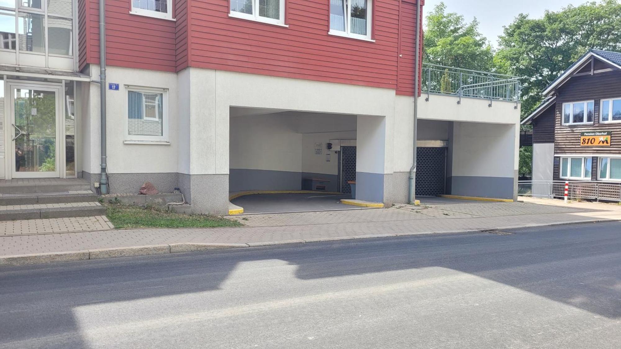 Appartement Wohlfuehl-ferienwohnung Mit Tiefgarage Im Gruenen *